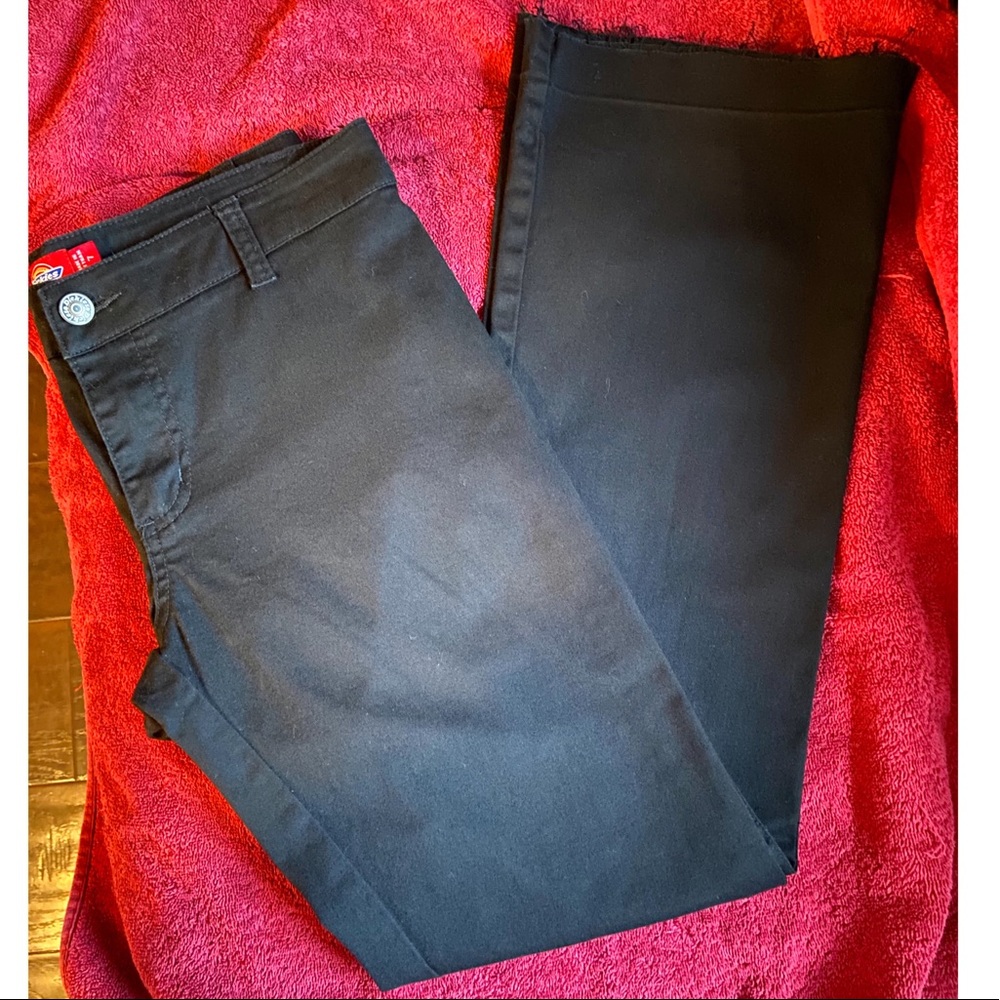 Dickies relaxed fit pant w/altered leg pant length